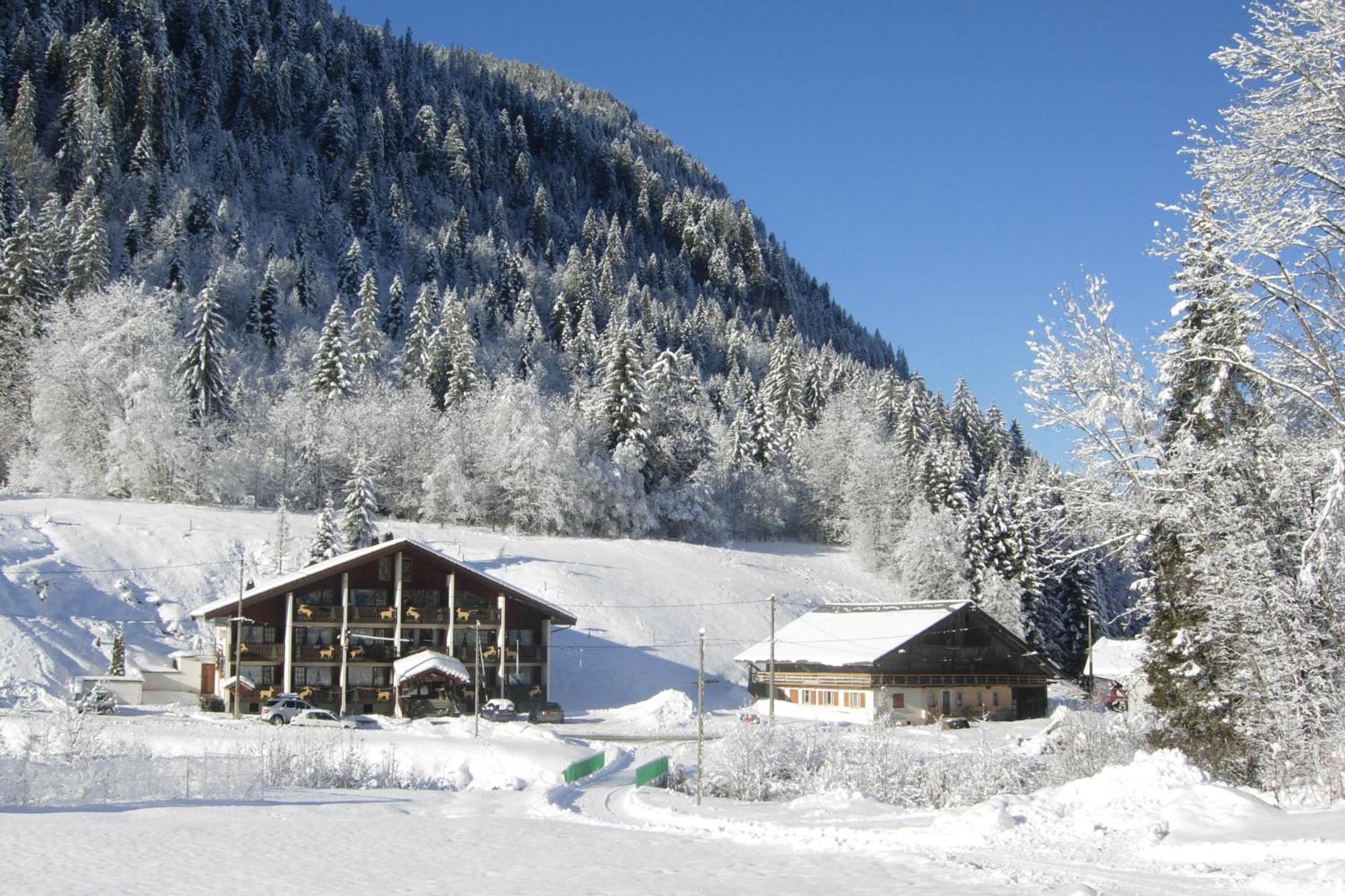 Au Bois De Lune Châtel Kültér fotó